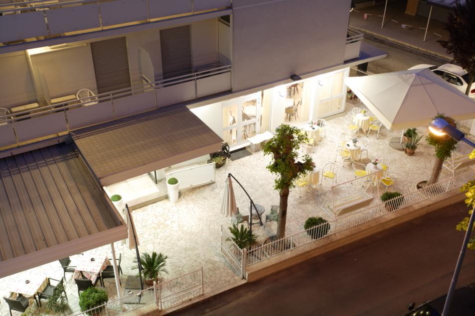 Hotel Tosi Riccione Exterior photo